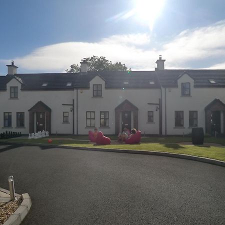 בושמילס Ulster Cottages מראה חיצוני תמונה