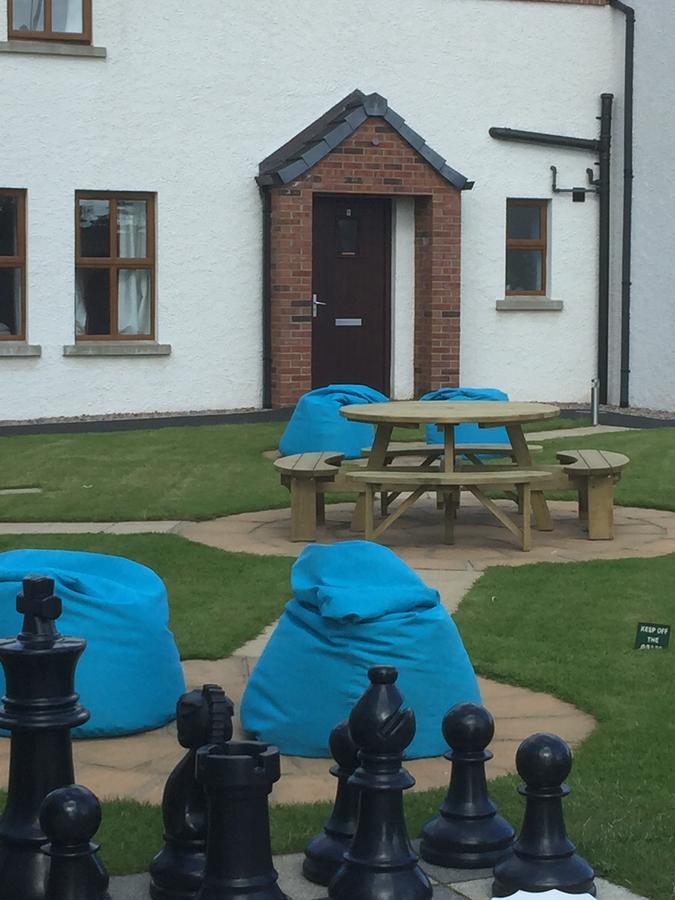 בושמילס Ulster Cottages מראה חיצוני תמונה